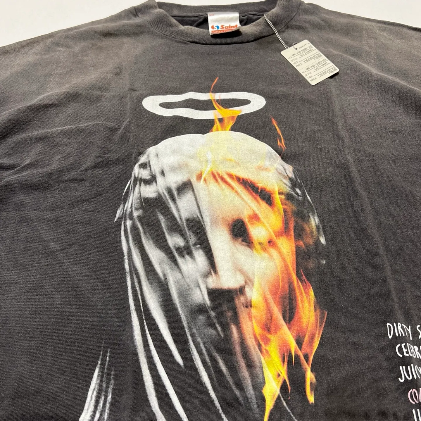 SAINT Mxxxxxx SS TEE/DEVIL DADDY/BLK Virgin Mary retro distressed printed tee, washed black S-XL, this season's hottest item, in order to give you an authentic experience, repeated debugging and polishing in printing and washing, finally meet you, the same old style, the same as the original version, cylindrical side seam OE yarn fabric/completely matched accessories, garment dyeing, heavy washing and water fading, bust bandage fading.